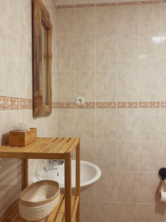 The Lighthouse Hostel Arrifana อัลเจซูร์ ภายนอก รูปภาพ