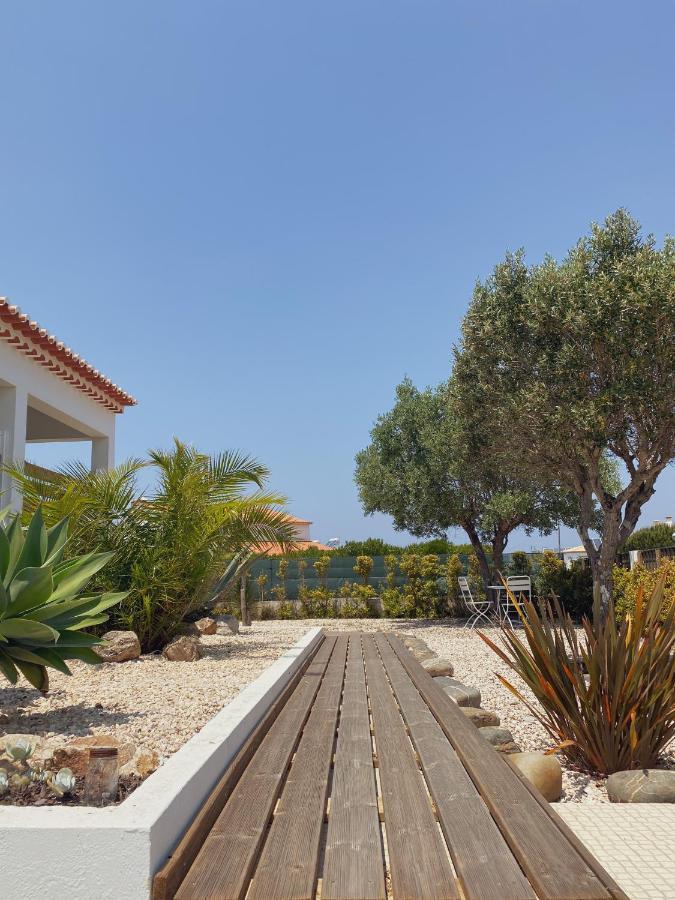 The Lighthouse Hostel Arrifana อัลเจซูร์ ภายนอก รูปภาพ