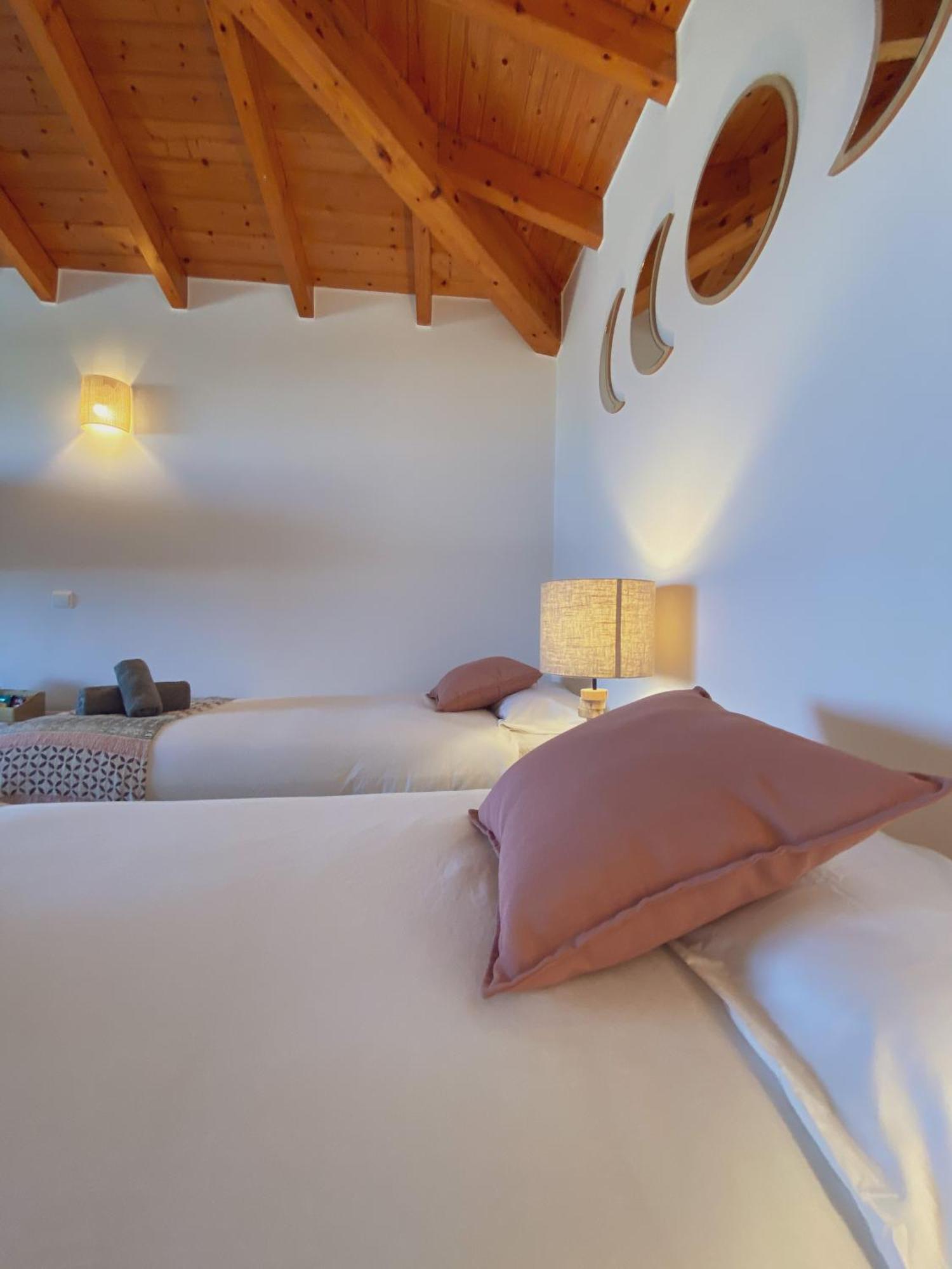 The Lighthouse Hostel Arrifana อัลเจซูร์ ภายนอก รูปภาพ
